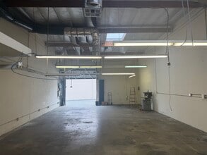 1961-1977 Freeman Ave, Signal Hill, CA à louer Photo intérieure– Image 2 sur 4