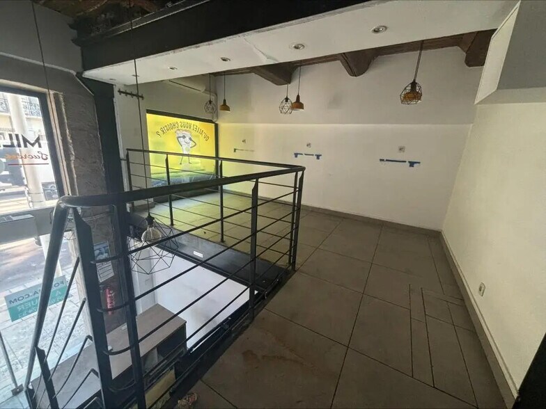 29 Boulevard De Strasbourg, Toulon à louer - Photo de l’immeuble – Image 2 sur 5