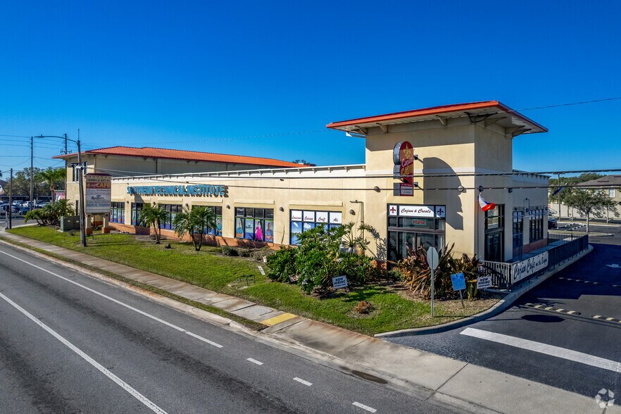 8200-8250 66th St N, Pinellas Park, FL à louer - Photo de l’immeuble – Image 3 sur 3