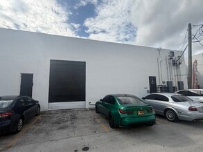 5150 NW 37th Ave, Miami, FL à louer Photo intérieure– Image 2 sur 10