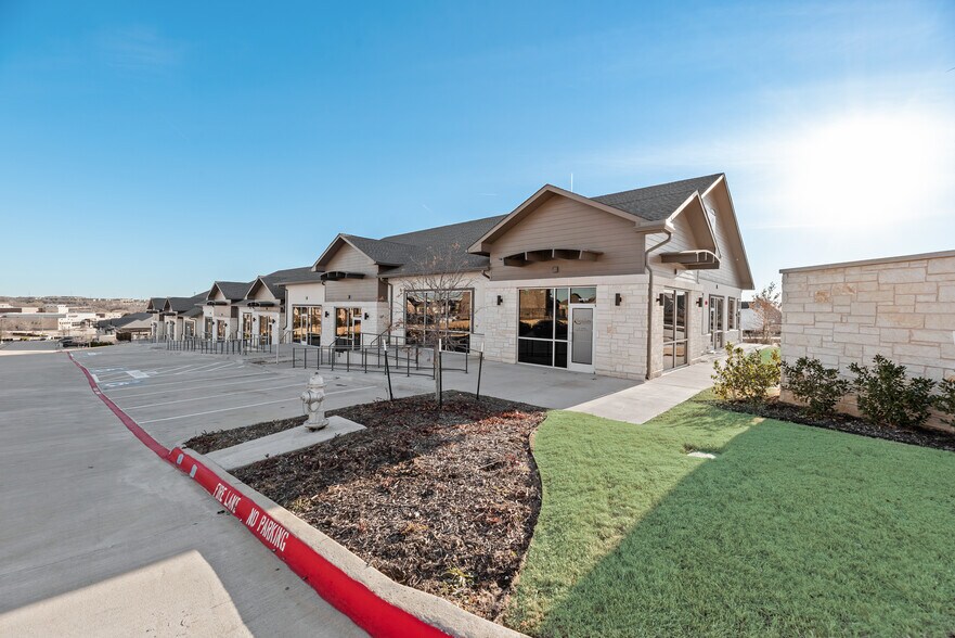 250 Gerault Rd, Flower Mound, TX à vendre - Photo de l’immeuble – Image 2 sur 31