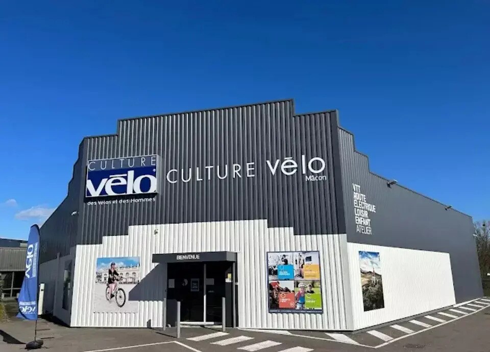 Local commercial dans Chaintré à vendre Photo principale– Image 1 sur 5