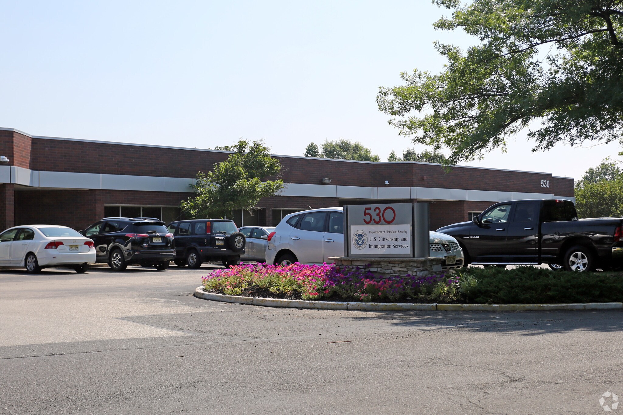 Bureau dans Mount Laurel, NJ à vendre Photo principale– Image 1 sur 1