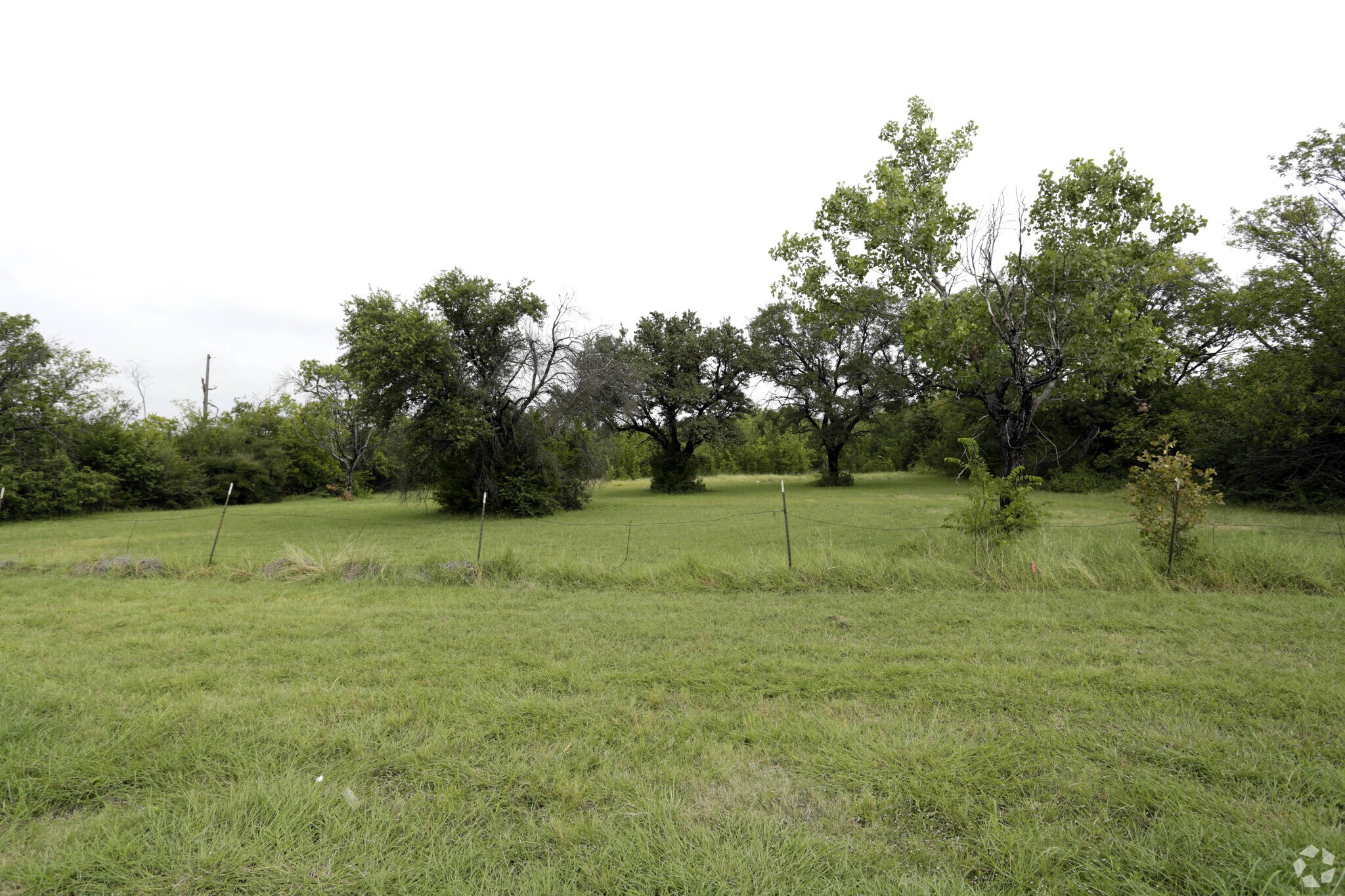 4201 Glenview Dr, Haltom City, TX à vendre Photo principale– Image 1 sur 14
