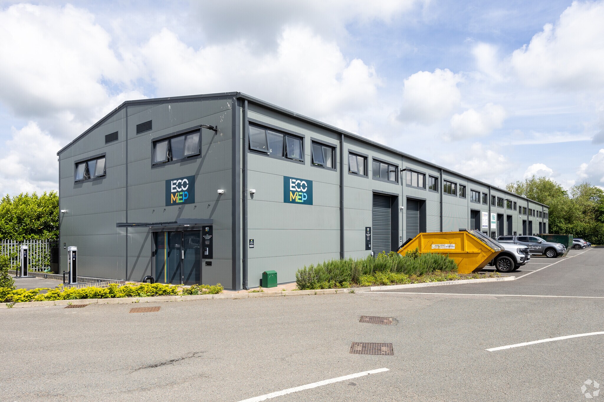 Javelin Way, Ashford à louer Photo principale– Image 1 sur 4