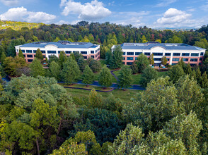 675 Peter Jefferson Pky, Charlottesville, VA à louer Aérien– Image 2 sur 7