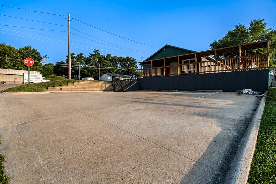 1315 S 11th St, Nebraska City, NE à vendre - Photo de l’immeuble – Image 2 sur 32