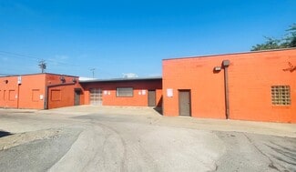 Plus de détails pour 1426 N Riverfront Blvd, Dallas, TX - Local d'activités à louer