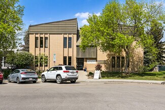 Plus de détails pour 4 Parkdale Cres NW, Calgary, AB - Bureau à vendre