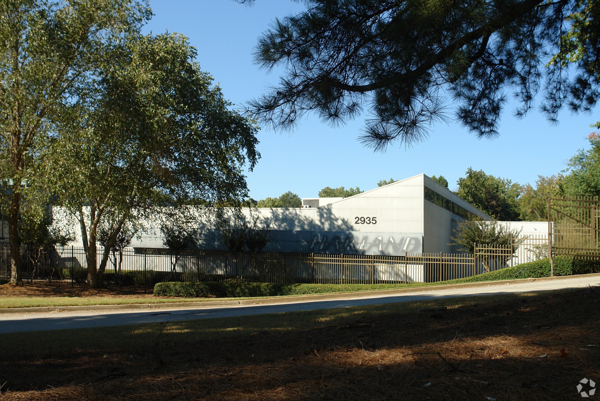 2935 Miller Rd, Decatur, GA à louer Photo principale– Image 1 sur 4