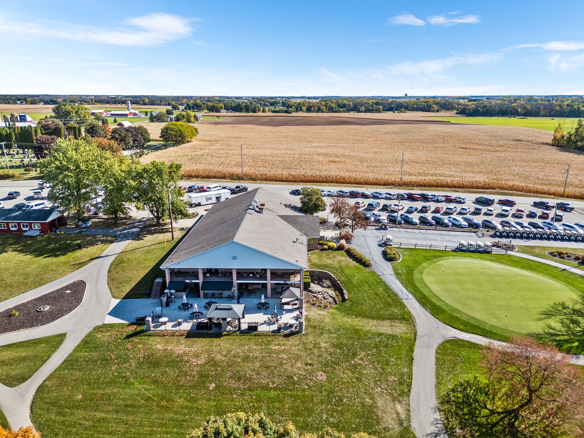N8055 French Rd, Seymour Township, WI à vendre Photo de l’immeuble– Image 1 sur 54