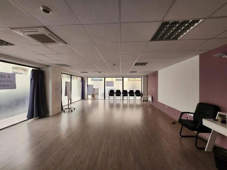 Bureau dans Montpellier à louer - Photo de l’immeuble – Image 2 sur 12