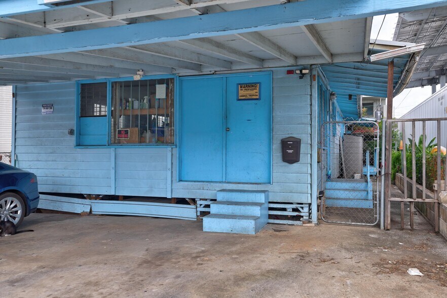748 Gulick Ave, Honolulu, HI à vendre - Photo de l’immeuble – Image 3 sur 21