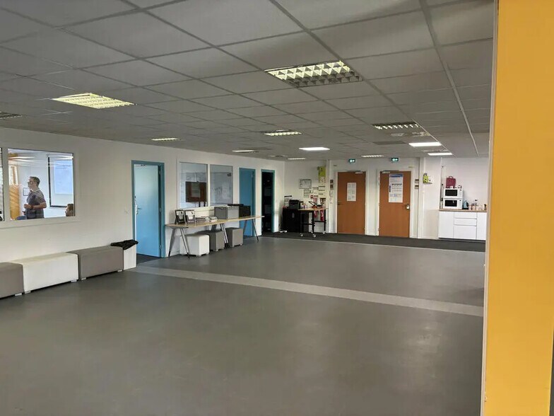 Bureau dans Marseille à vendre - Photo intérieure – Image 2 sur 5