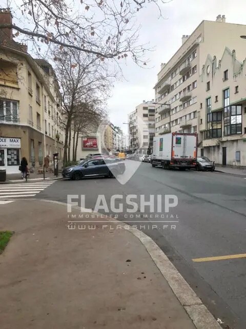 Local commercial dans Boulogne-Billancourt à louer Photo de l’immeuble– Image 1 sur 2