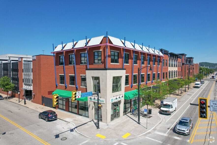 2600 E Carson St, Pittsburgh, PA à louer - Photo de l’immeuble – Image 3 sur 16