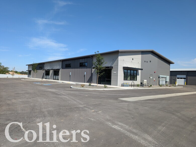 11230 Joplin Rd, Boise, ID à louer - Photo de l’immeuble – Image 3 sur 23