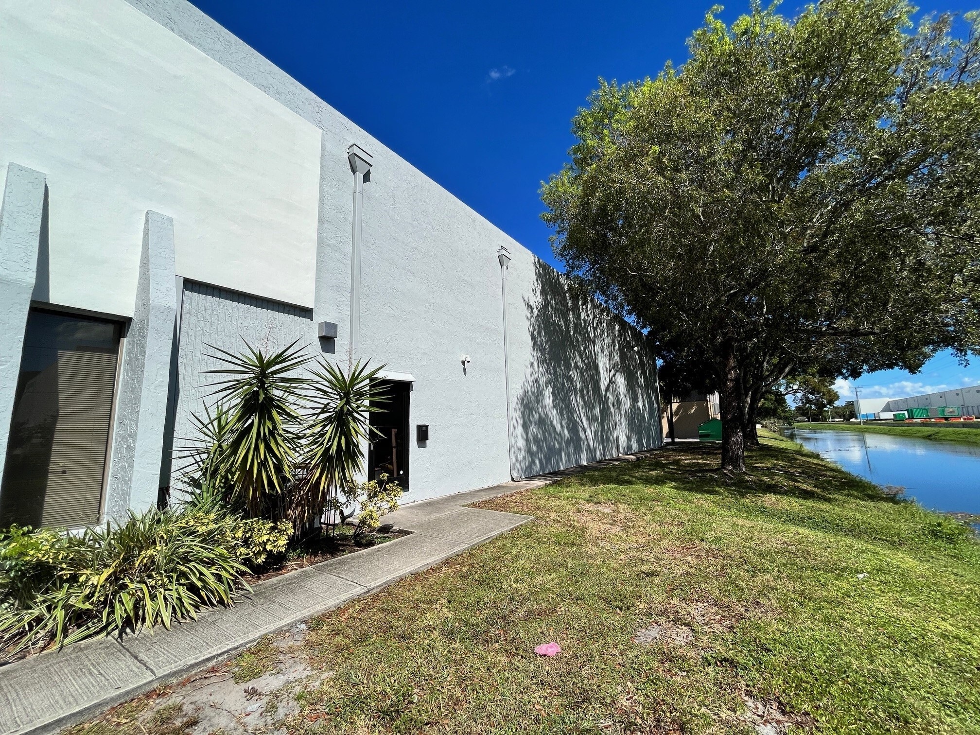 6500 NW 15th Ave, Fort Lauderdale, FL à louer Photo intérieure– Image 1 sur 9