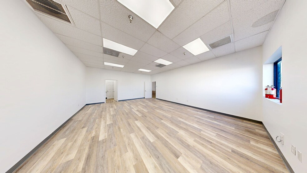 2604 Tampa East Blvd, Tampa, FL à louer - Numérisation 3D Matterport – Image 2 sur 10