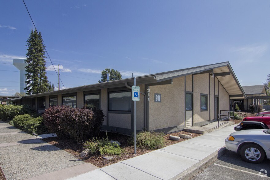 911 N Pines Rd, Spokane Valley, WA à vendre - Photo principale – Image 1 sur 14