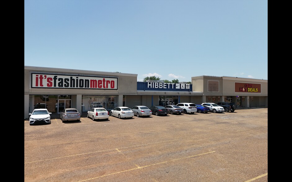 500 W Broadway St, West Memphis, AR à louer - Photo de l’immeuble – Image 2 sur 7