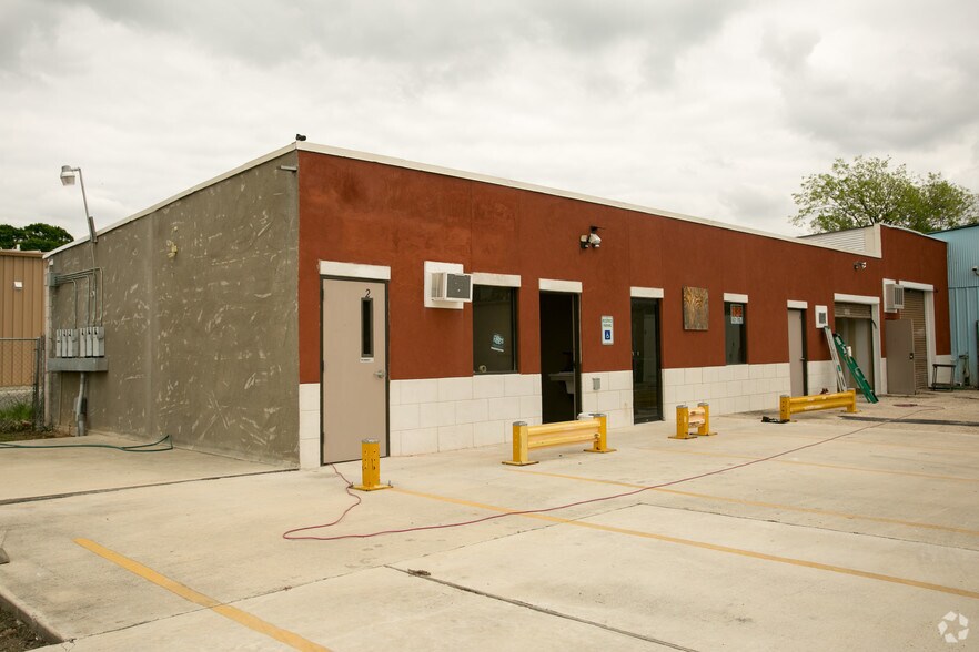 1818 S Zarzamora St, San Antonio, TX à vendre - Photo de l’immeuble – Image 2 sur 15