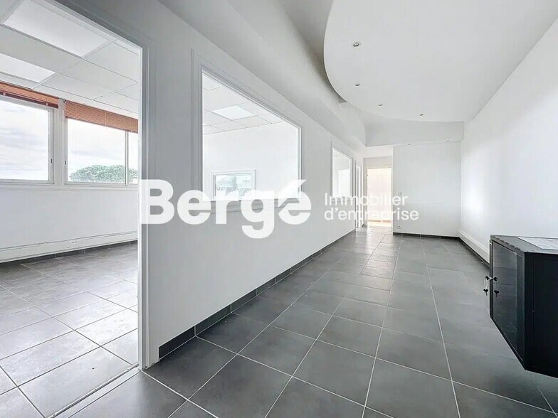 Bureau dans Biot à louer - Photo intérieure – Image 1 sur 6