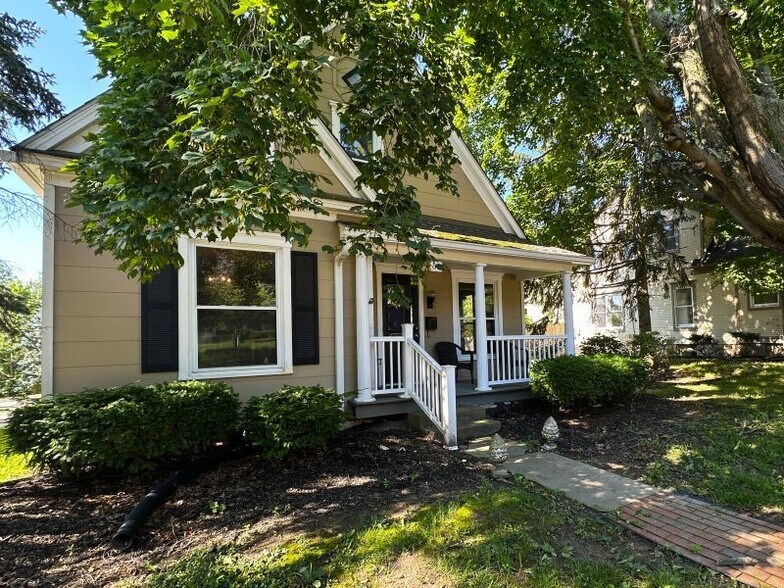68 E Franklin St, Dayton, OH à louer - Photo de l’immeuble – Image 2 sur 7