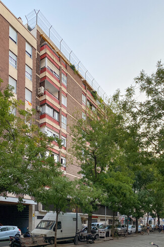 Plus de détails pour Calle Alcalde Sáinz de Baranda, 35, Madrid - Bureau à louer