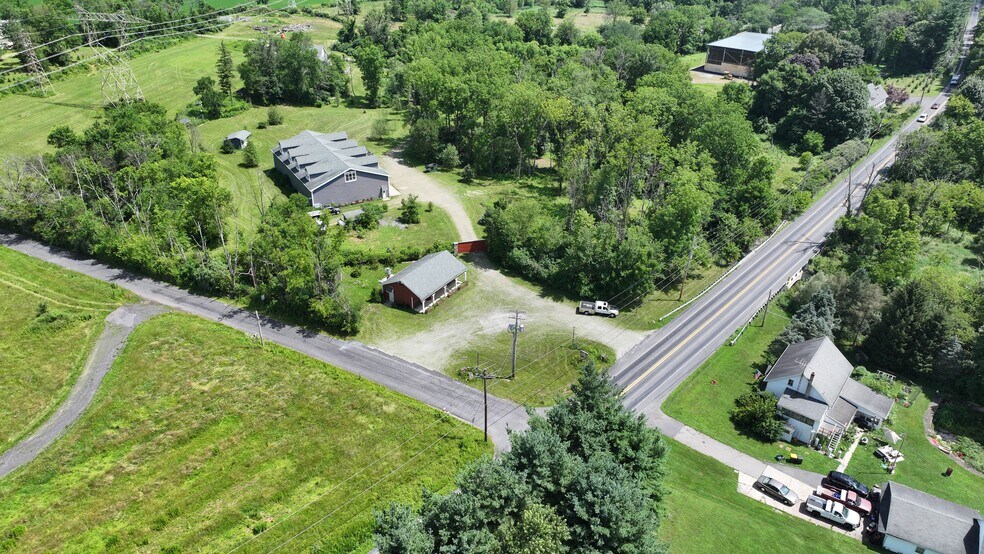 3001 Moyer Rd, Hellertown, PA à louer - Photo de l’immeuble – Image 2 sur 15