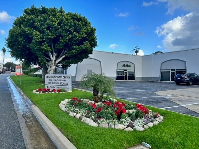1100 S Cypress St, La Habra, CA à louer Photo intérieure– Image 1 sur 3