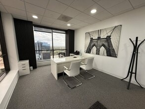 110 SE 6th St, Fort Lauderdale, FL à louer Photo intérieure– Image 2 sur 3