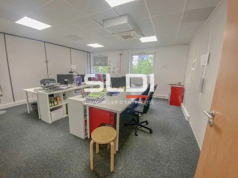 Bureau dans Lyon à louer - Photo de l’immeuble – Image 3 sur 4