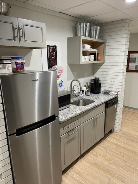 333 Wade Hampton Blvd, Greenville, SC à louer - Photo intérieure – Image 3 sur 16