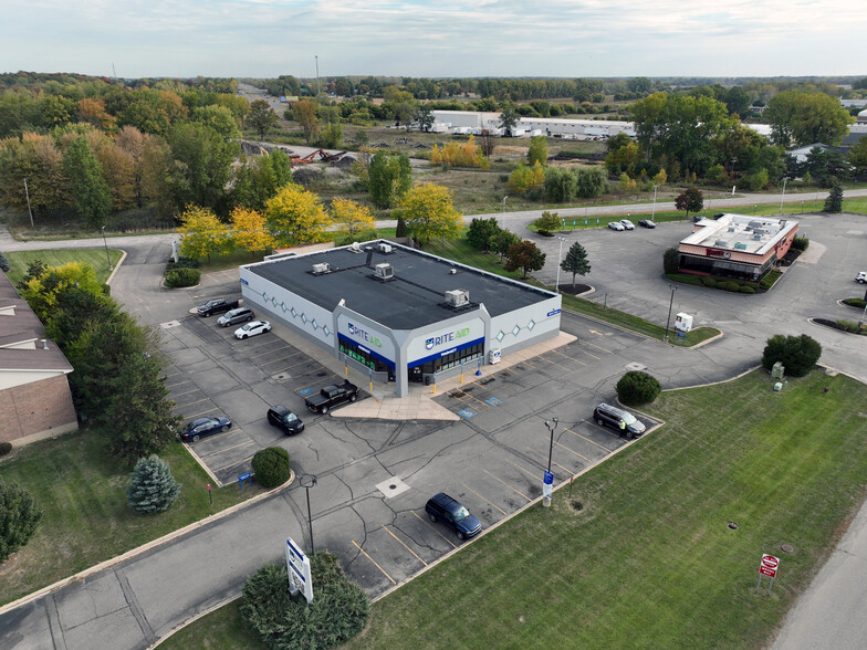 8531 Lansing Rd, Durand, MI à louer - Photo de l’immeuble – Image 3 sur 5
