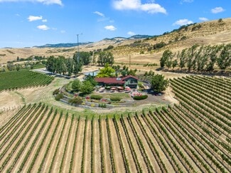 Plus de détails pour 1320 N Mountain Ave, Ashland, OR - Spécialisé à vendre
