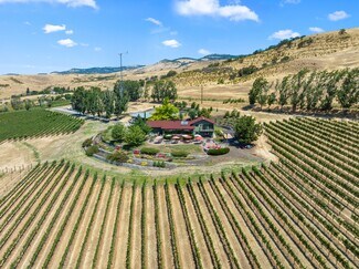 Plus de détails pour 1320 N Mountain Ave, Ashland, OR - Spécialisé à vendre