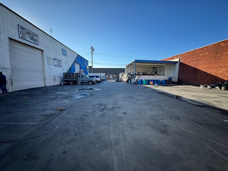 1675 E Mauretania St, Wilmington, CA à louer - Photo de l’immeuble – Image 2 sur 7