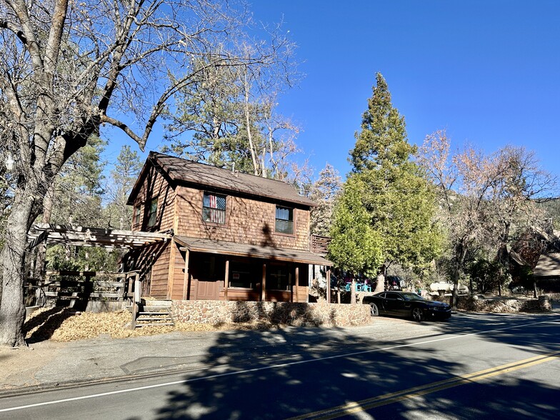 54790 N Circle Dr, Idyllwild, CA à vendre - Photo de l’immeuble – Image 2 sur 36