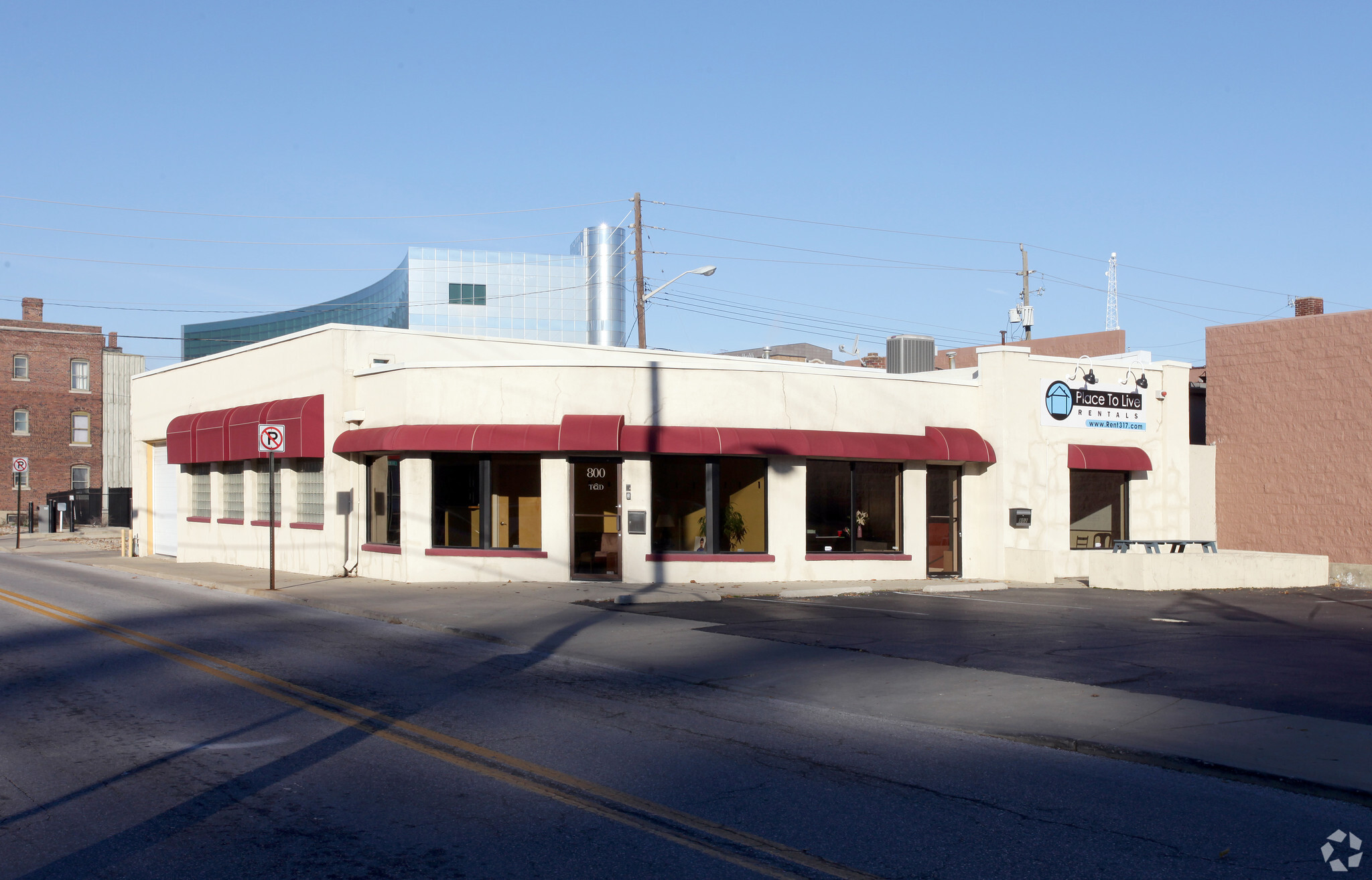 800-802 N Delaware St, Indianapolis, IN à louer Photo principale– Image 1 sur 3