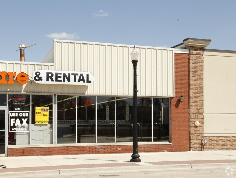 444 Main St, Belleville, MI à louer - Photo principale – Image 1 sur 3