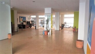 Plus de détails pour Local commercial à vendre