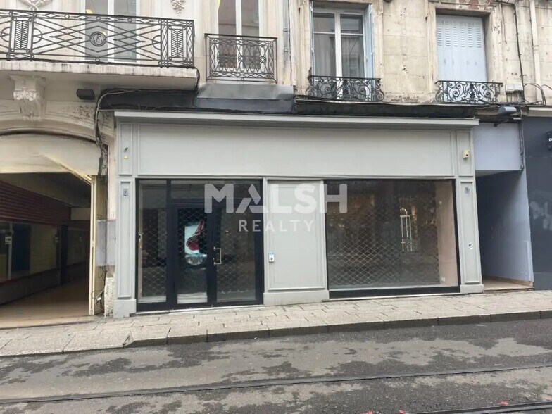 Local commercial dans Saint-Étienne à louer - Photo de l’immeuble – Image 1 sur 6