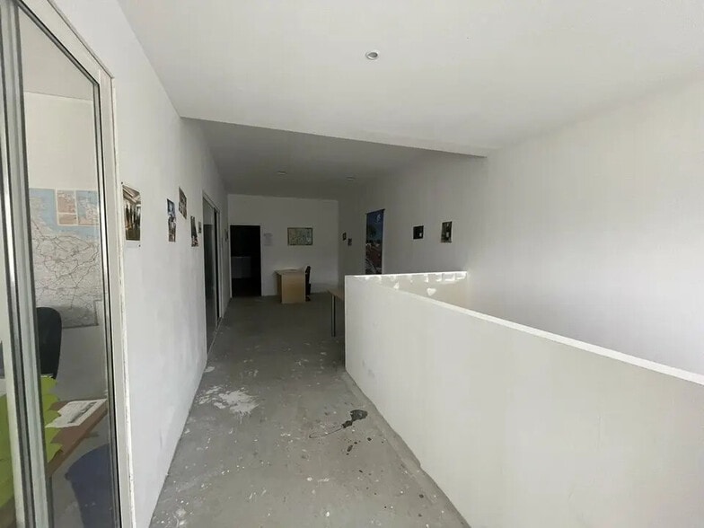 1 Rue De La Métallurgie, Colombelles à louer - Photo de l’immeuble – Image 3 sur 7