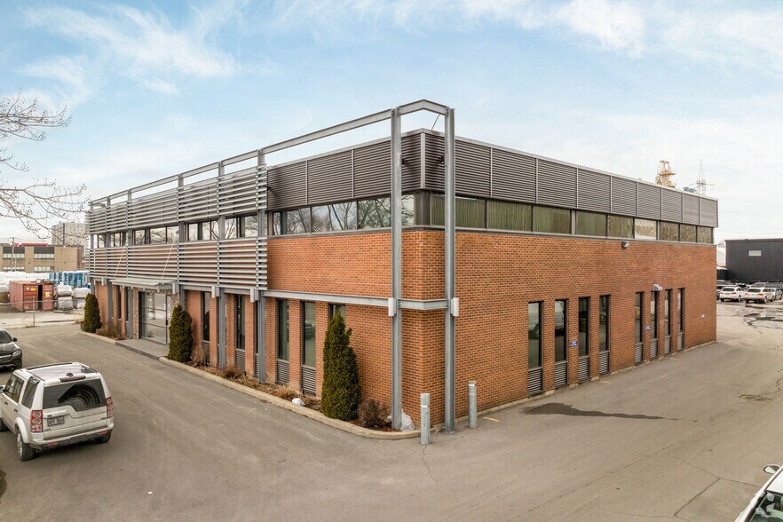 6205 Boul Des Grandes-Prairies, Montréal, QC à louer - Photo de l’immeuble – Image 3 sur 4