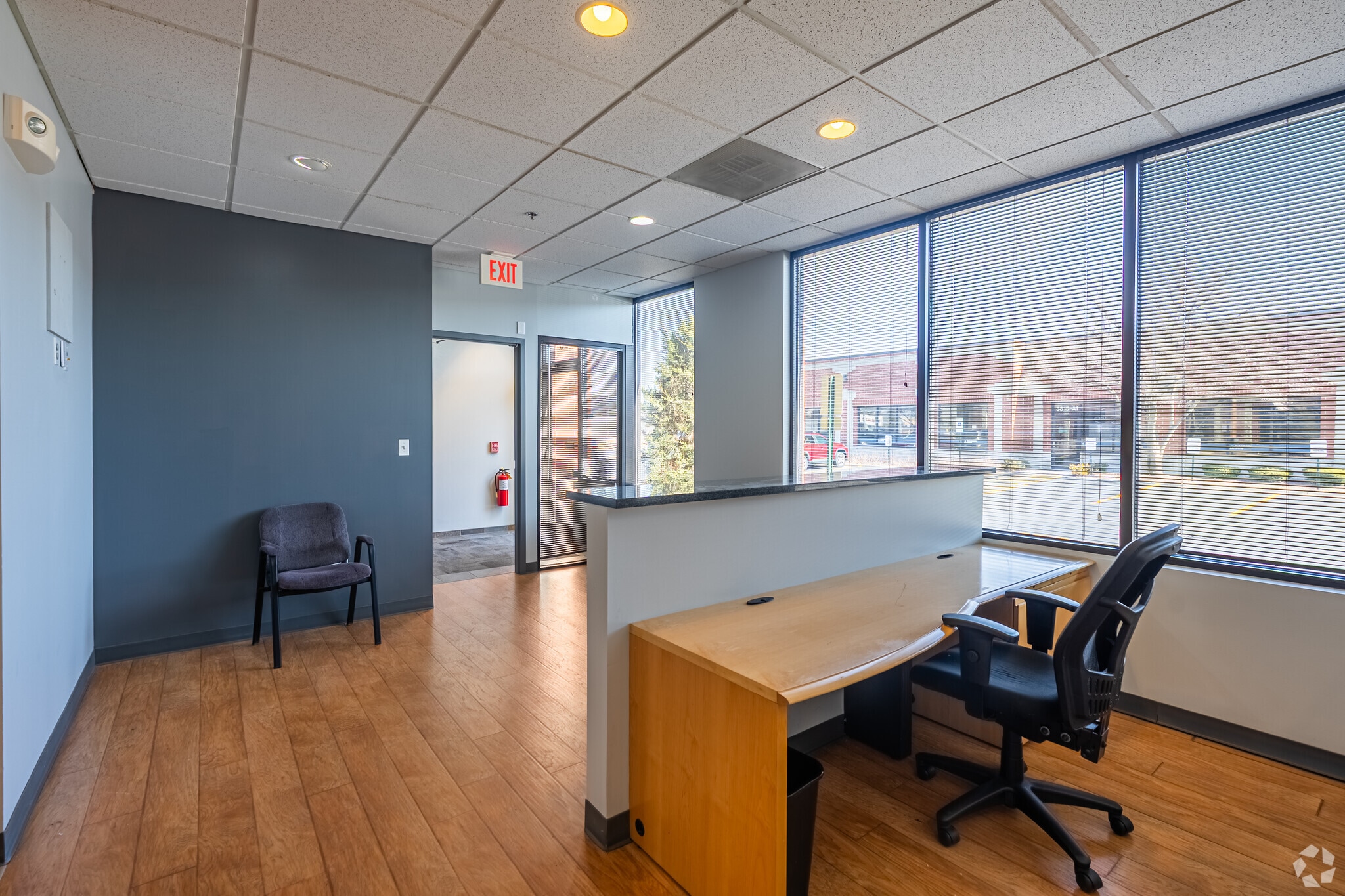 3805 E Main St, St Charles, IL à louer Photo intérieure– Image 1 sur 12