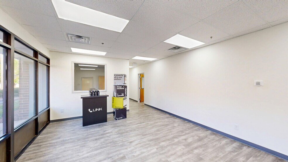 4101 Revolution Park Dr, Charlotte, NC à louer - Numérisation 3D Matterport – Image 2 sur 8