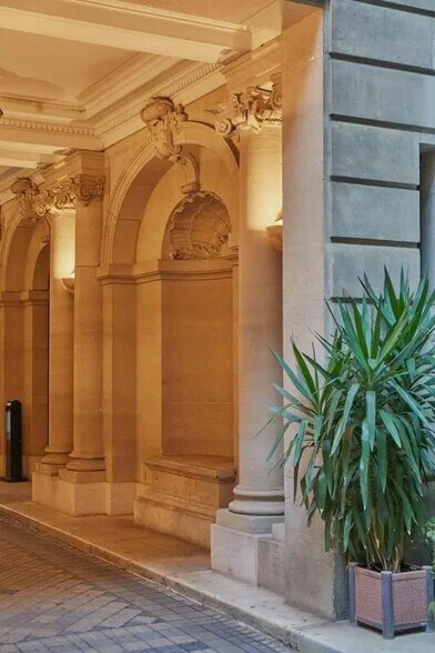 Bureau dans Paris à louer - Photo de l’immeuble – Image 3 sur 4