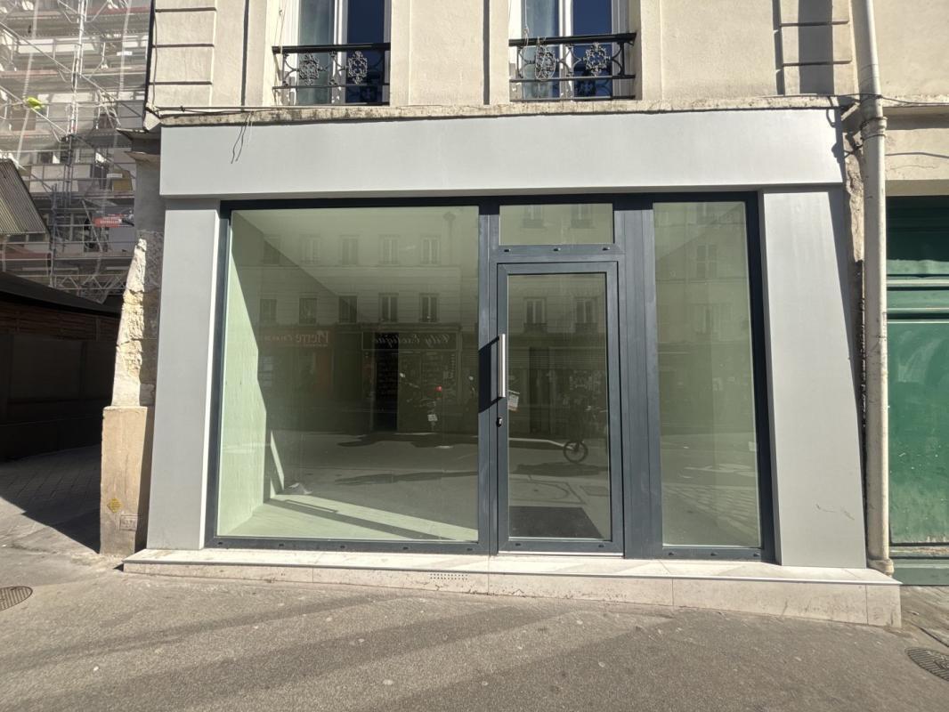 Local commercial dans Paris à louer Photo de l’immeuble– Image 1 sur 6