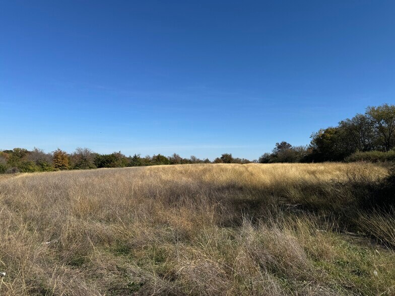 6352 Bonnie View Rd, Dallas, TX à vendre - Autre – Image 1 sur 9